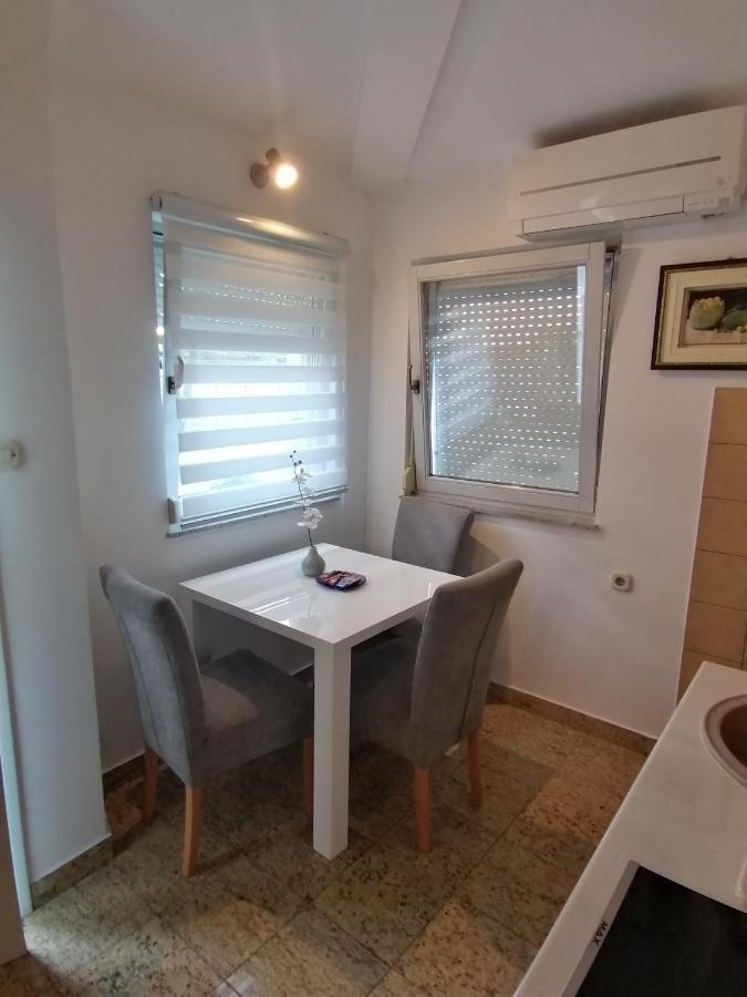 Apartman Valbandon Apartment Fazana Bagian luar foto